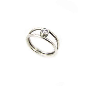 Solitary Sterling Silver Ring with a Cubic Zirconia